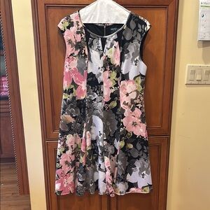 Gabby Skye Floral Dress - Pink, Black, Gray, Green